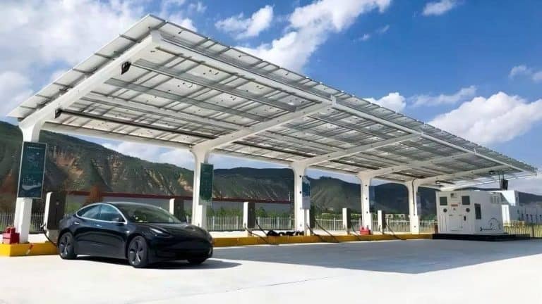 Solar-Storage-Charging Systems