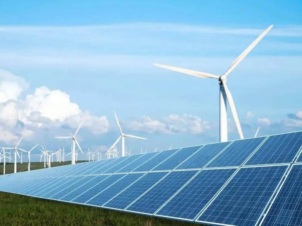 Solar and Wind Hybrid Systems